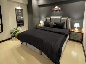 Freddy's Family Apartments